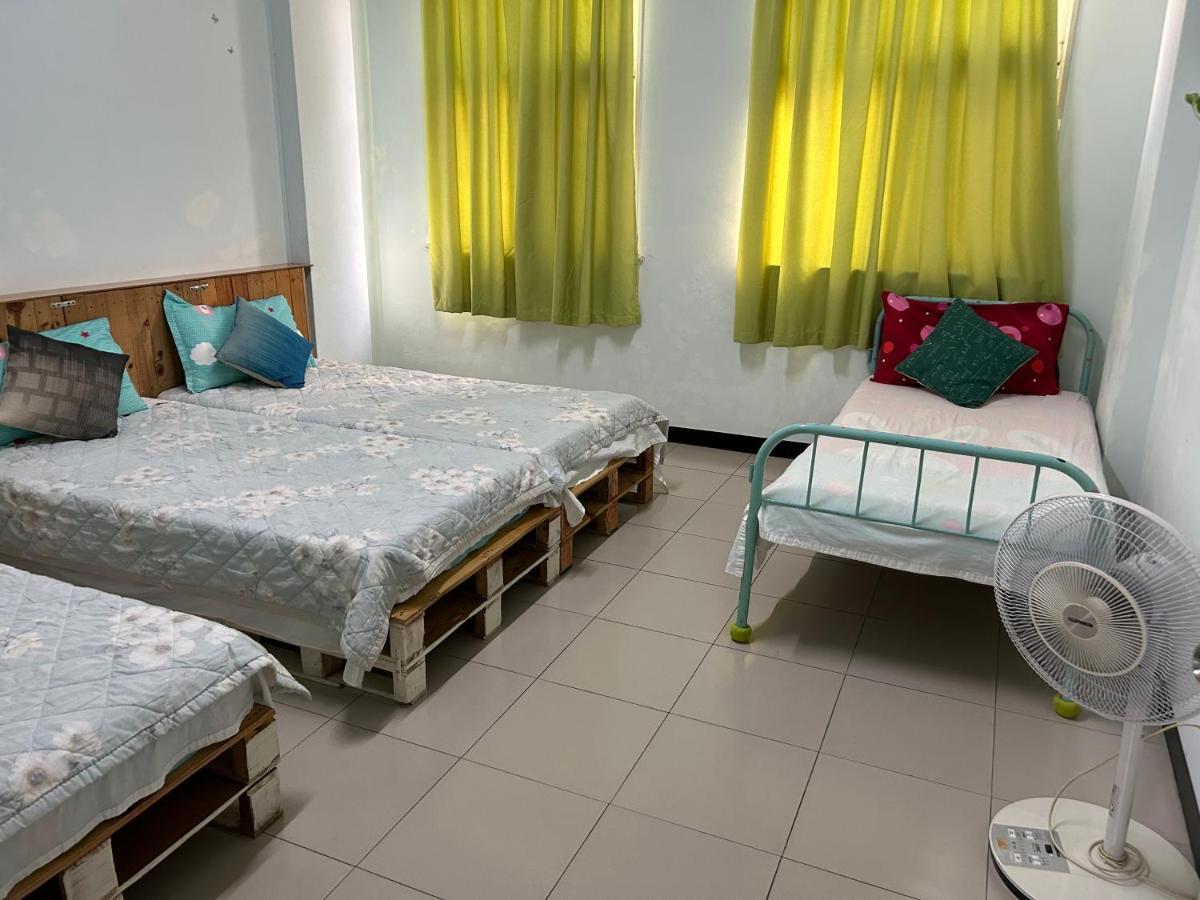 Golden House Apartment Тайнан Екстериор снимка