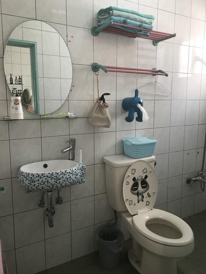 Golden House Apartment Тайнан Екстериор снимка